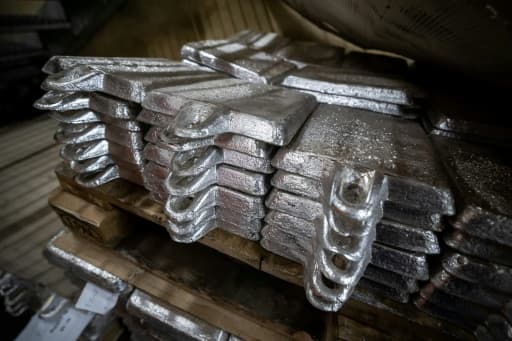 Plaques d'argent produites par KGHM dans la mine de Polkowice-Sieroszowice en Pologne